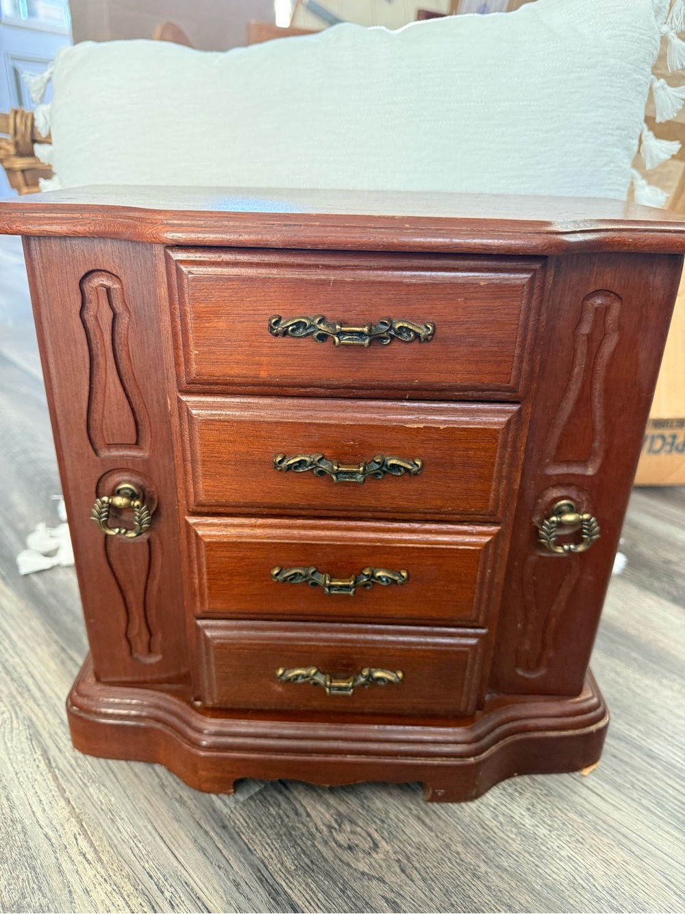 Vintage Wooden Musical Jewelry Organizer Chest in Rich Brown with Brass Hardware